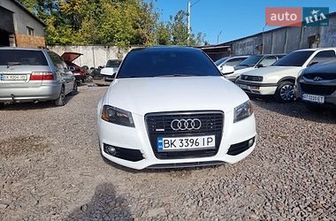 Хэтчбек Audi A3 2011 в Кременце