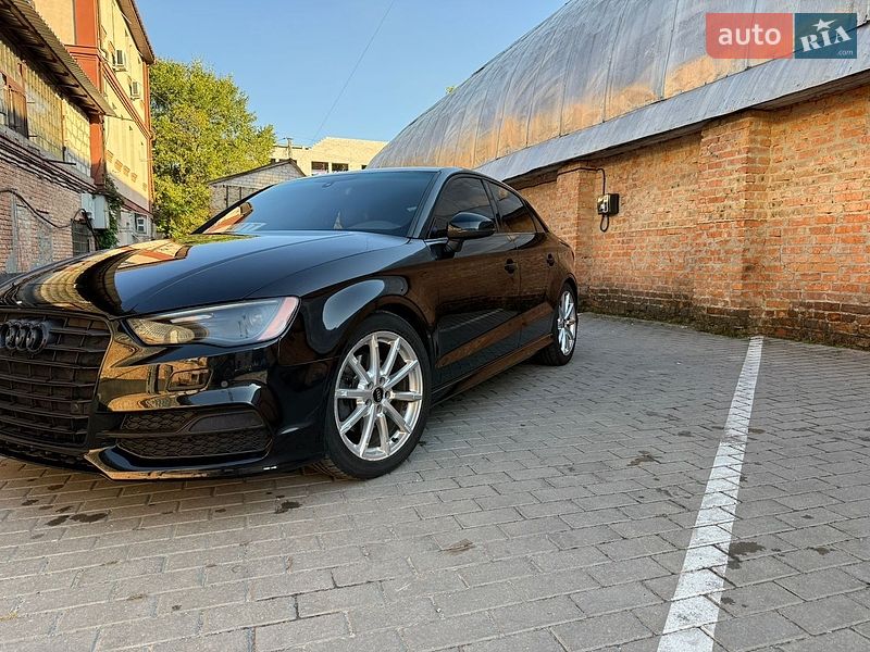 Седан Audi A3 2015 в Черкасах