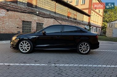 Седан Audi A3 2015 в Черкасах