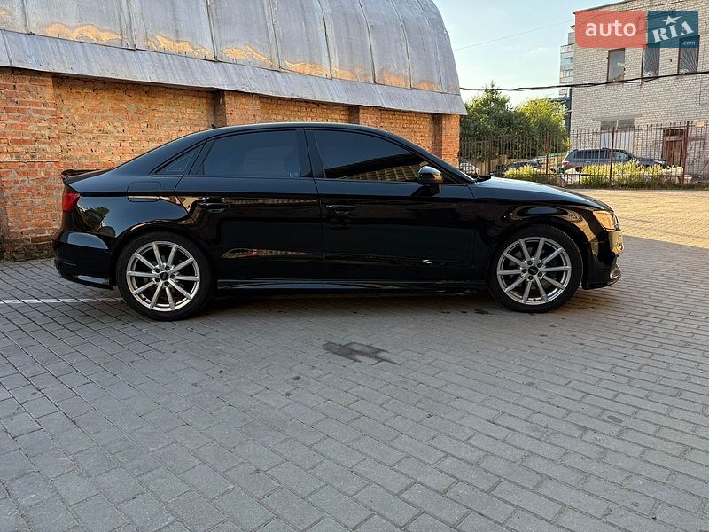 Седан Audi A3 2015 в Черкасах