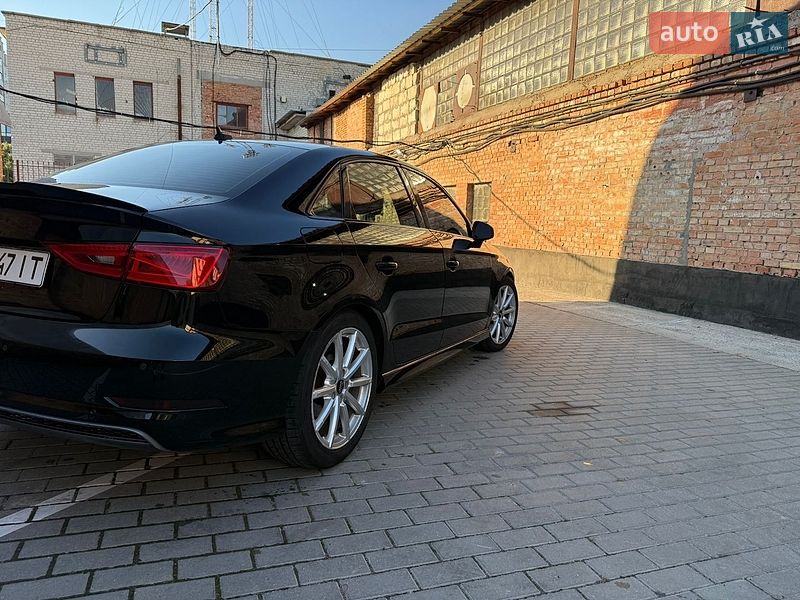 Седан Audi A3 2015 в Черкасах