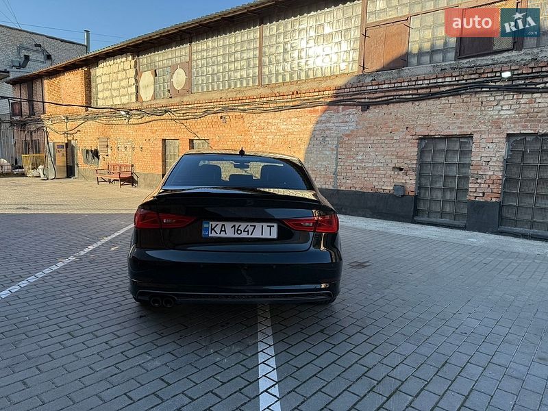Седан Audi A3 2015 в Черкасах