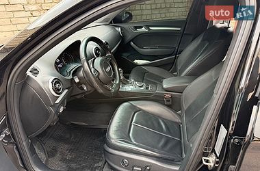 Седан Audi A3 2015 в Черкасах