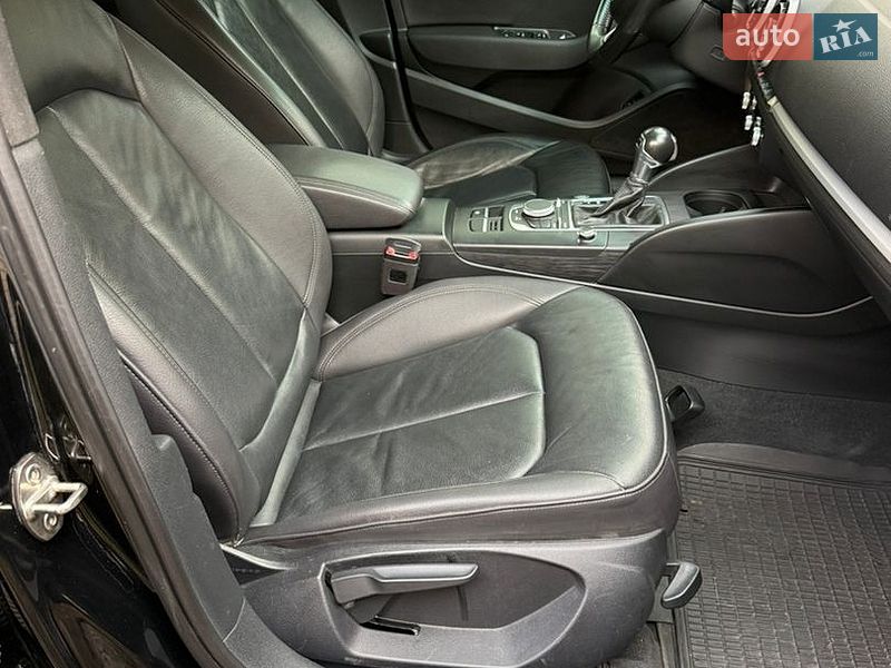 Седан Audi A3 2015 в Черкасах