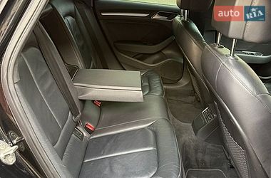 Седан Audi A3 2015 в Черкасах