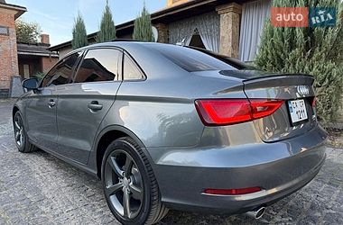 Седан Audi A3 2015 в Киеве