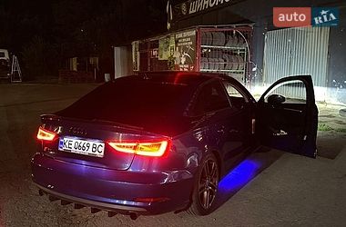 Седан Audi A3 2014 в Кривом Роге