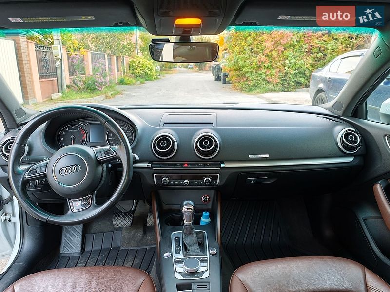 Седан Audi A3 2015 в Києві
