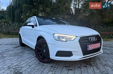 Седан Audi A3 2018 в Львове