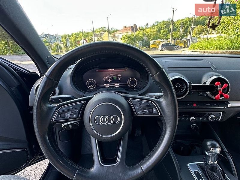 Хетчбек Audi A3 2018 в Львові
