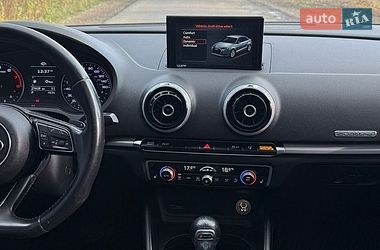 Седан Audi A3 2017 в Львове