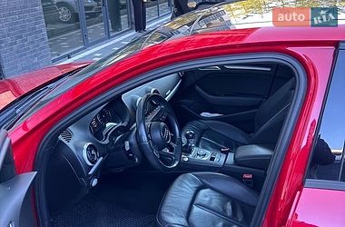 Седан Audi A3 2017 в Ужгороді