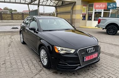 Хэтчбек Audi A3 2016 в Дубно