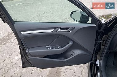 Хэтчбек Audi A3 2016 в Дубно