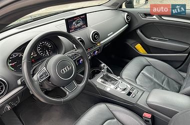 Хэтчбек Audi A3 2016 в Дубно