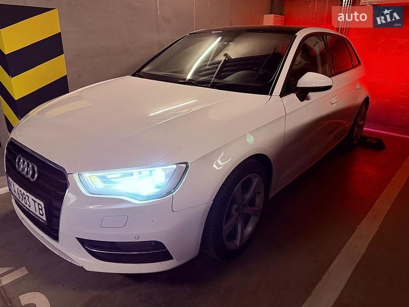 Хэтчбек Audi A3 2015 в Киеве