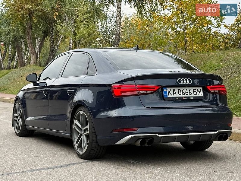 Седан Audi A3 2017 в Киеве