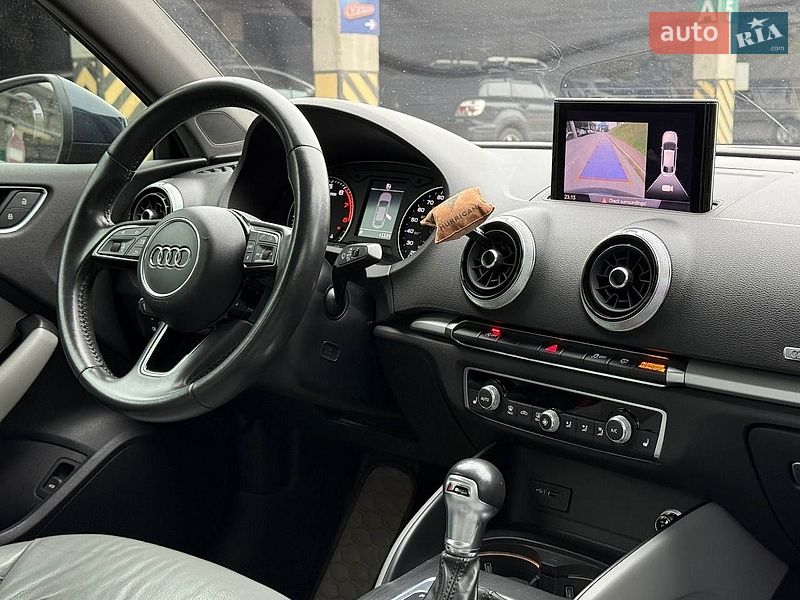 Седан Audi A3 2017 в Киеве