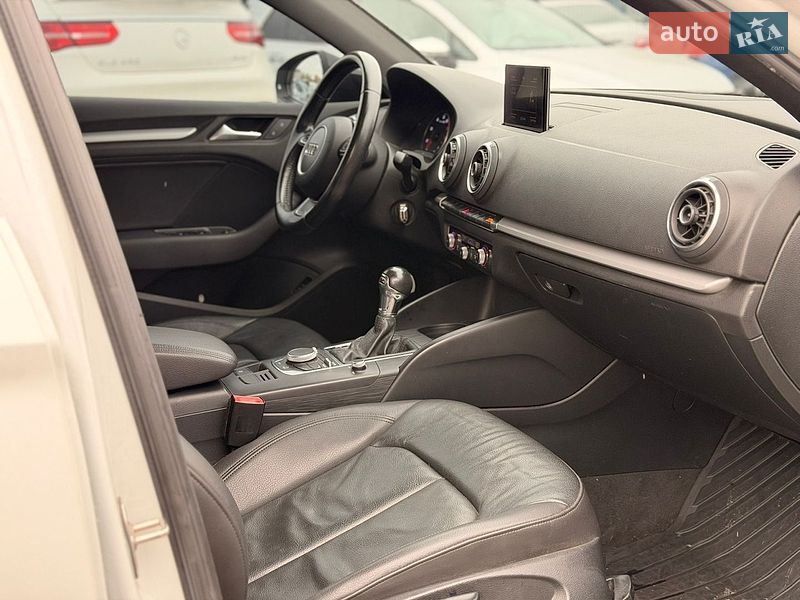 Седан Audi A3 2015 в Києві