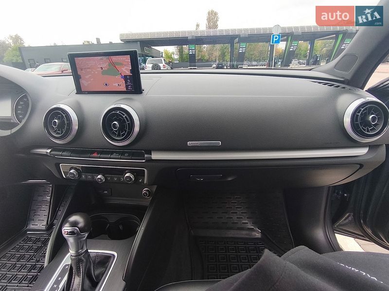 Седан Audi A3 2017 в Тарутиному