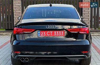 Седан Audi A3 2018 в Старокостянтинові