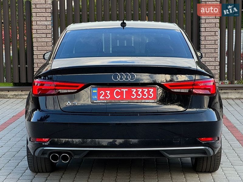 Седан Audi A3 2018 в Старокостянтинові