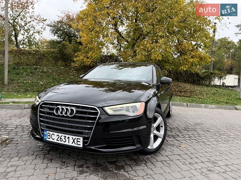 Седан Audi A3 2016 в Львові