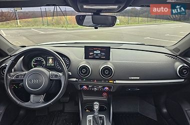 Хетчбек Audi A3 2016 в Рівному