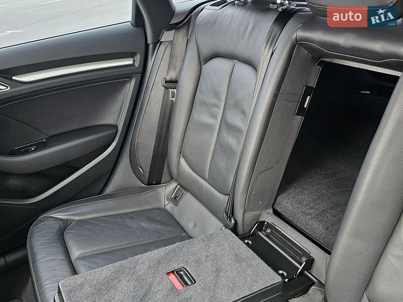 Хетчбек Audi A3 2016 в Рівному