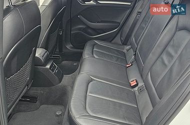 Хетчбек Audi A3 2016 в Рівному