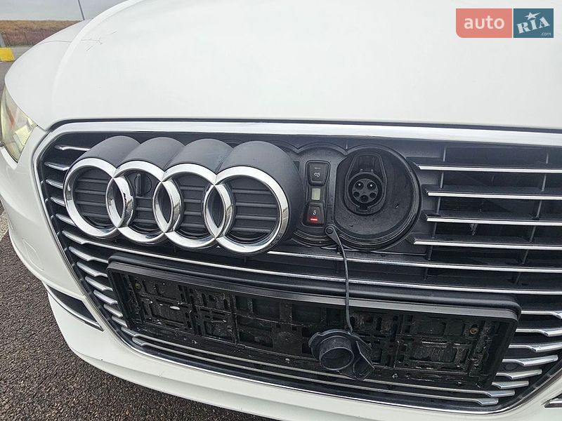 Хетчбек Audi A3 2016 в Рівному