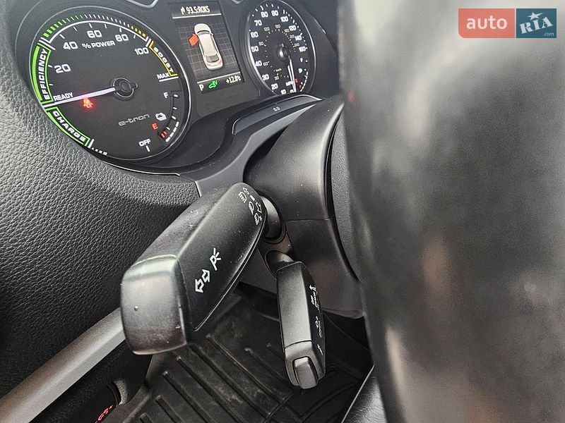 Хетчбек Audi A3 2016 в Рівному