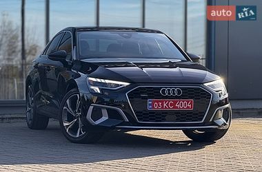 Седан Audi A3 2022 в Нововолынске
