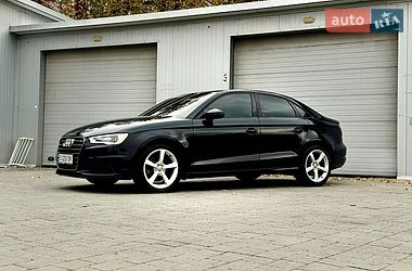 Седан Audi A3 2014 в Тернополі