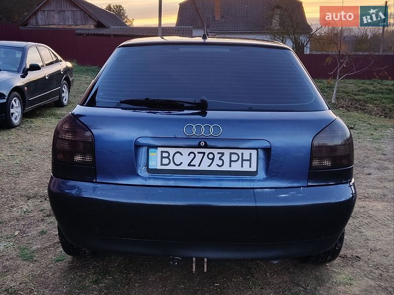 Хетчбек Audi A3 1997 в Мостиській
