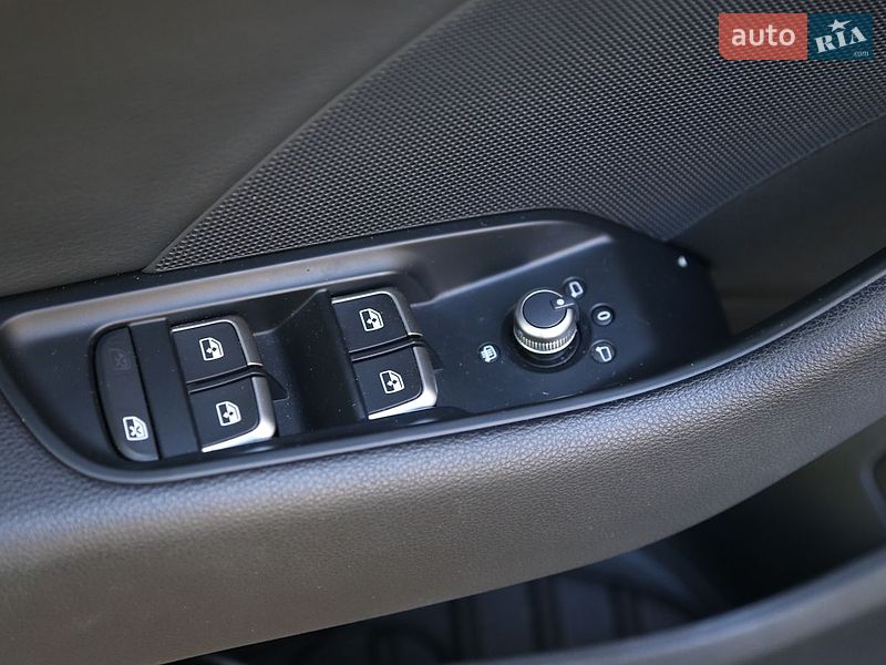 Седан Audi A3 2019 в Житомире
