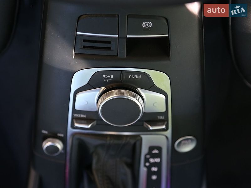Седан Audi A3 2019 в Житомире