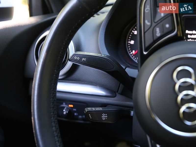Седан Audi A3 2019 в Житомире