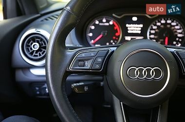 Седан Audi A3 2019 в Житомире
