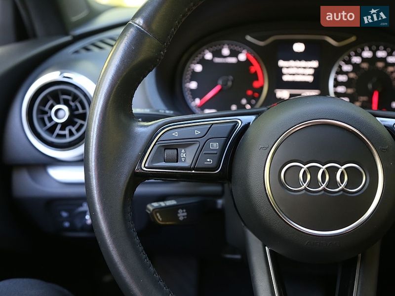 Седан Audi A3 2019 в Житомире