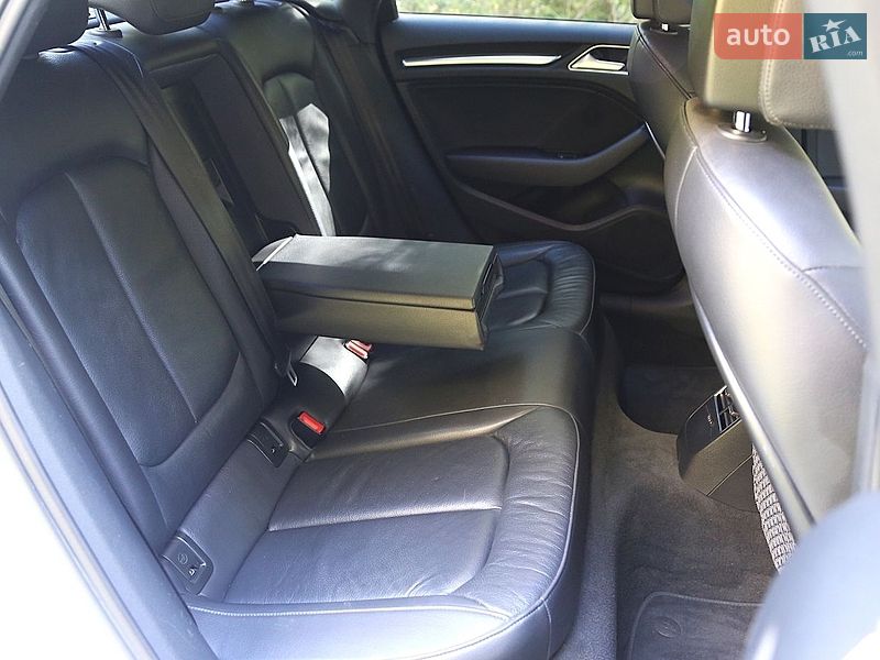 Седан Audi A3 2019 в Житомире