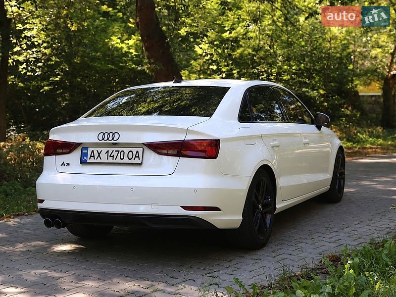Седан Audi A3 2019 в Житомире