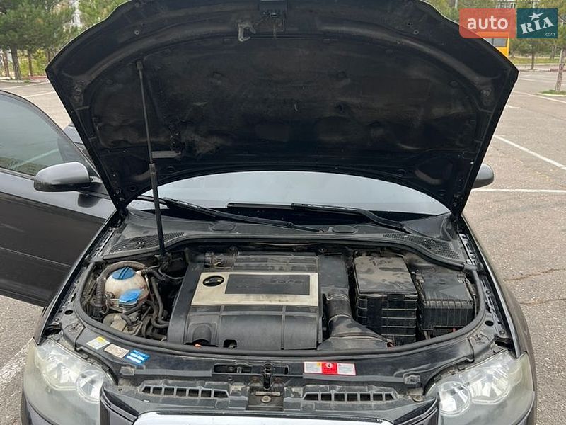 Хэтчбек Audi A3 2004 в Николаеве