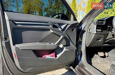 Седан Audi A3 2022 в Самборі