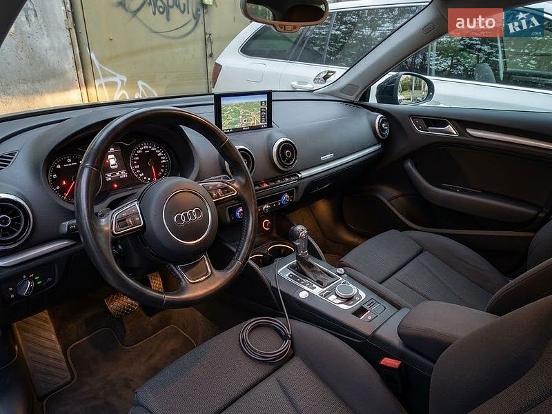 Хэтчбек Audi A3 2014 в Киеве
