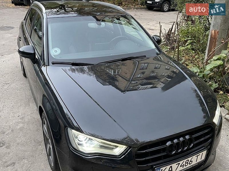 Хэтчбек Audi A3 2014 в Киеве