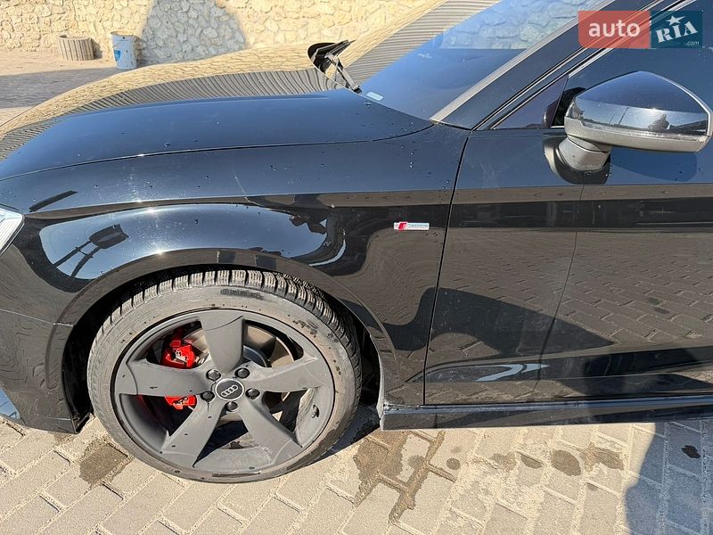 Седан Audi A3 2015 в Тернополі