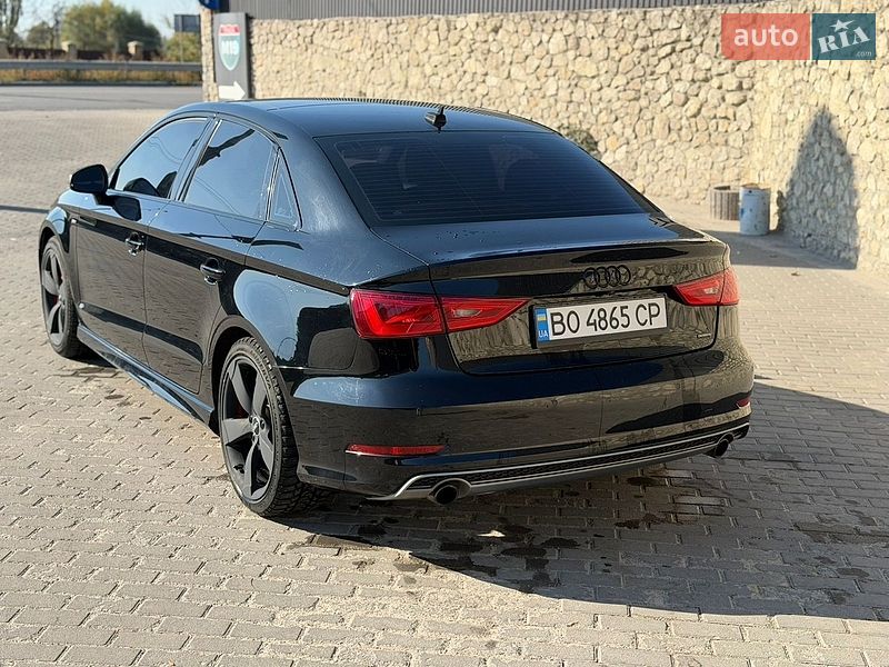 Седан Audi A3 2015 в Тернополі