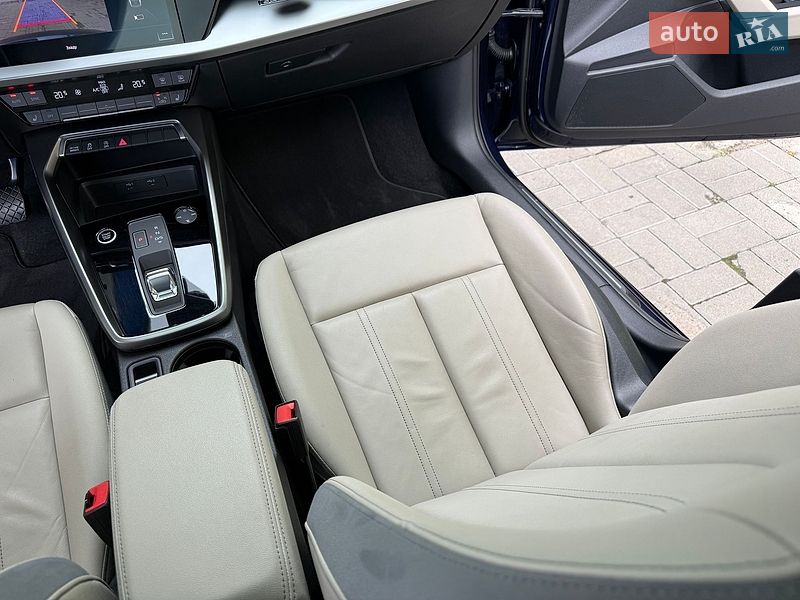 Седан Audi A3 2022 в Дніпрі