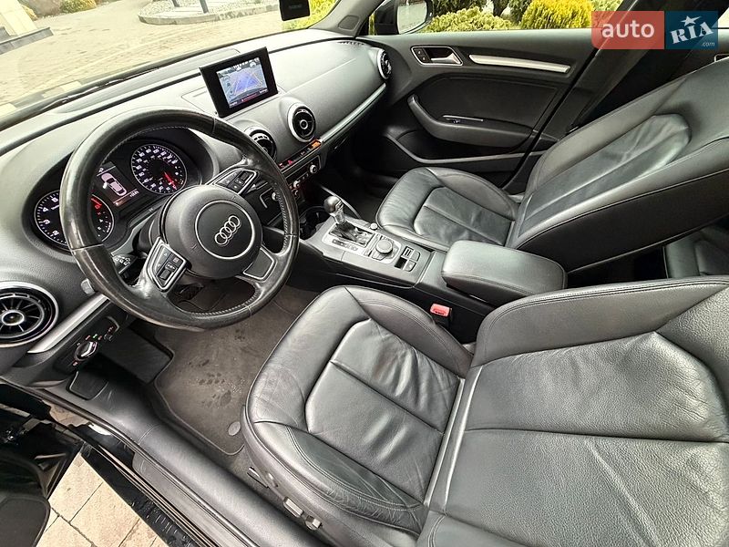 Седан Audi A3 2015 в Стрые